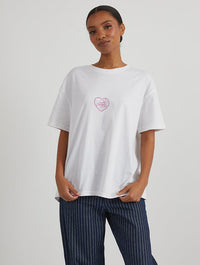 Coquette Cowgirls Club T-Shirt in Ecru Tops & T-Shirts Skinnydip London
