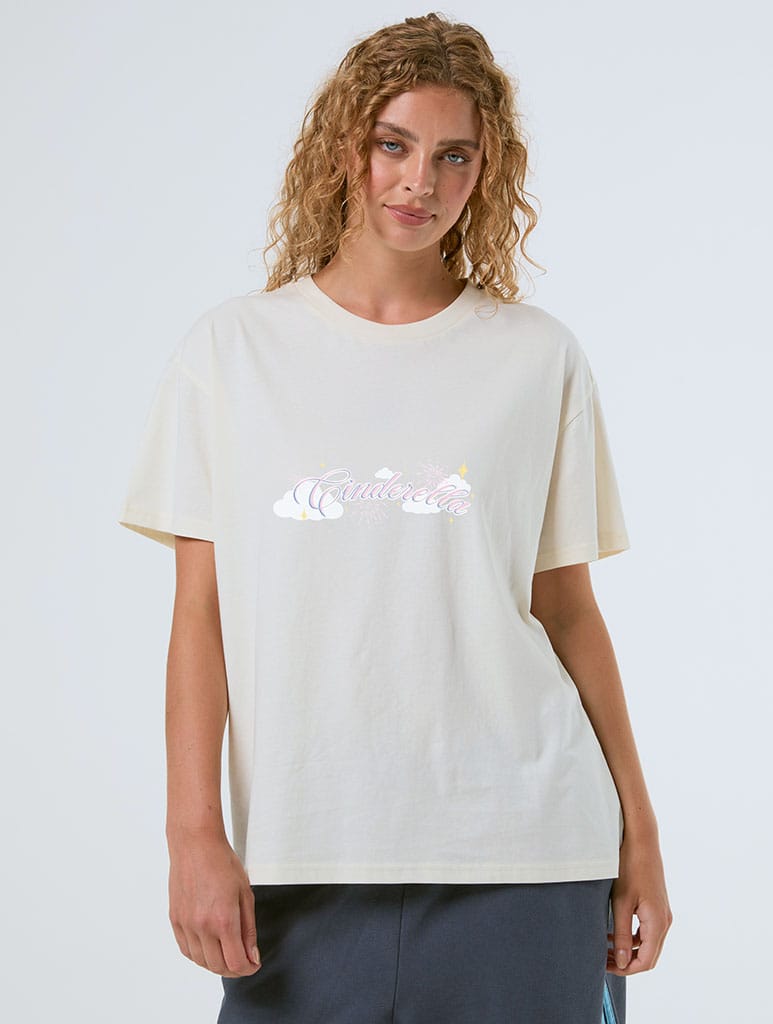 Disney Cinderella ‘The Castle Is Calling’ T-Shirt In White Tops & T-Shirts Skinnydip London