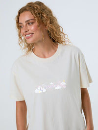 Disney Cinderella ‘The Castle Is Calling’ T-Shirt In White Tops & T-Shirts Skinnydip London