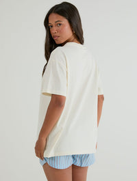 Disney Mickey And Friends Front Print T-Shirt In White Tops & T-Shirts Skinnydip London