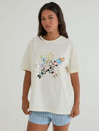 Disney Mickey And Friends Front Print T-Shirt In White Tops & T-Shirts Skinnydip London