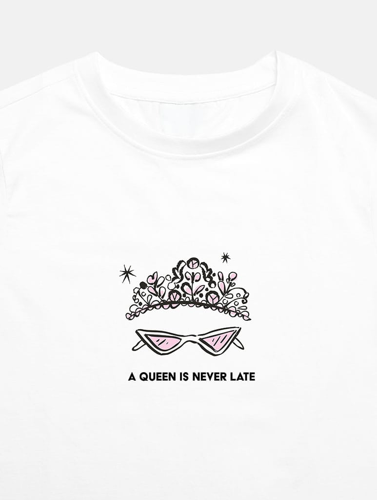 Disney The Princess Diaries A Queen Is Never Late Baby T-Shirt In White Tops & T-Shirts Skinnydip London