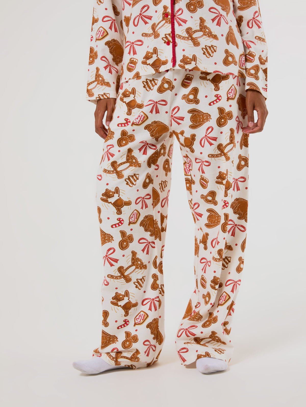 Disney Winnie the Pooh Christmas Pyjama Set with Scrunchie Lingerie & Nightwear Skinnydip London