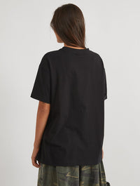 Gremlins 2 Poster T-Shirt In Black Tops & T-Shirts Skinnydip London