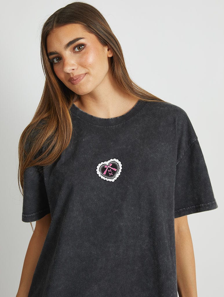 Kuromi Skull T-Shirt in Acid Wash Tops & T-Shirts Skinnydip London