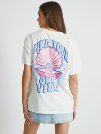 Mind Your Own Vibe Shell T-Shirt Tops & T-Shirts Skinnydip London