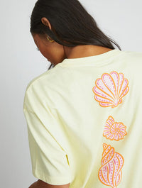 Oyster Bay T-Shirt in Yellow Tops & T-Shirts Skinnydip London