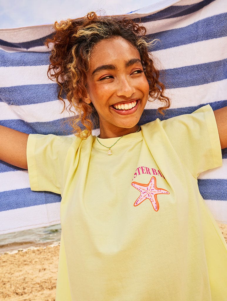 Oyster Bay T-Shirt in Yellow Tops & T-Shirts Skinnydip London
