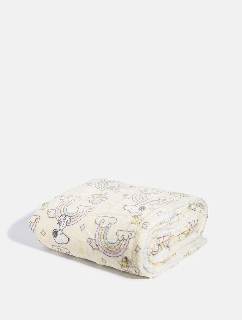 Peanuts x Skinnydip Snoopy and Woodstock Blanket