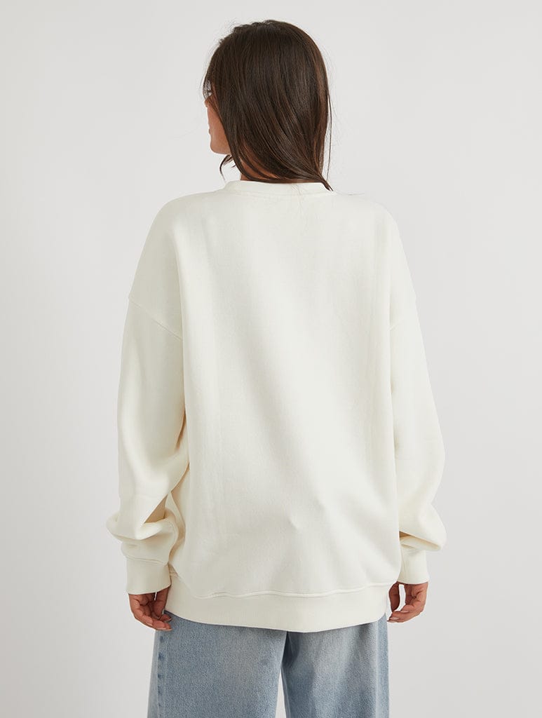 Peanuts x Skinnydip Snoopy Welcome To London Sweatshirt In White Hoodies & Sweatshirts Skinnydip London