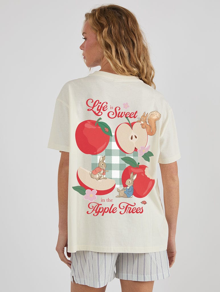 Peter Rabbit x Skinnydip Apple T-Shirt In White Tops & T-Shirts Skinnydip London