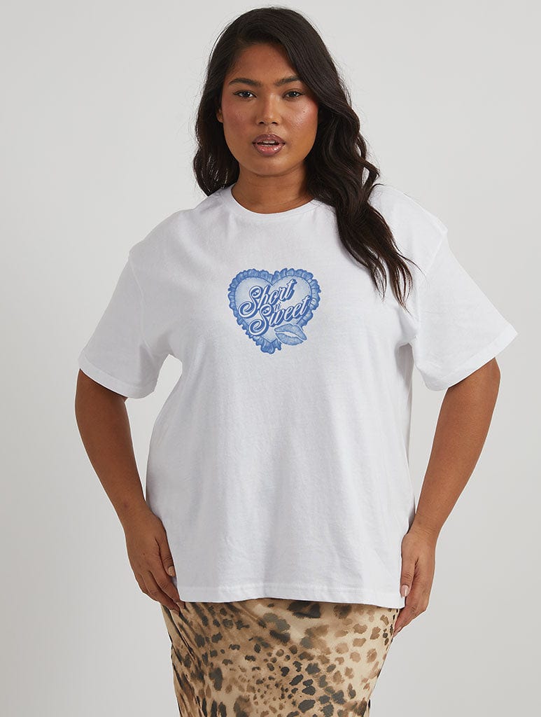 Short N' Sweet T-Shirt In Ecru Tops & T-Shirts Skinnydip London