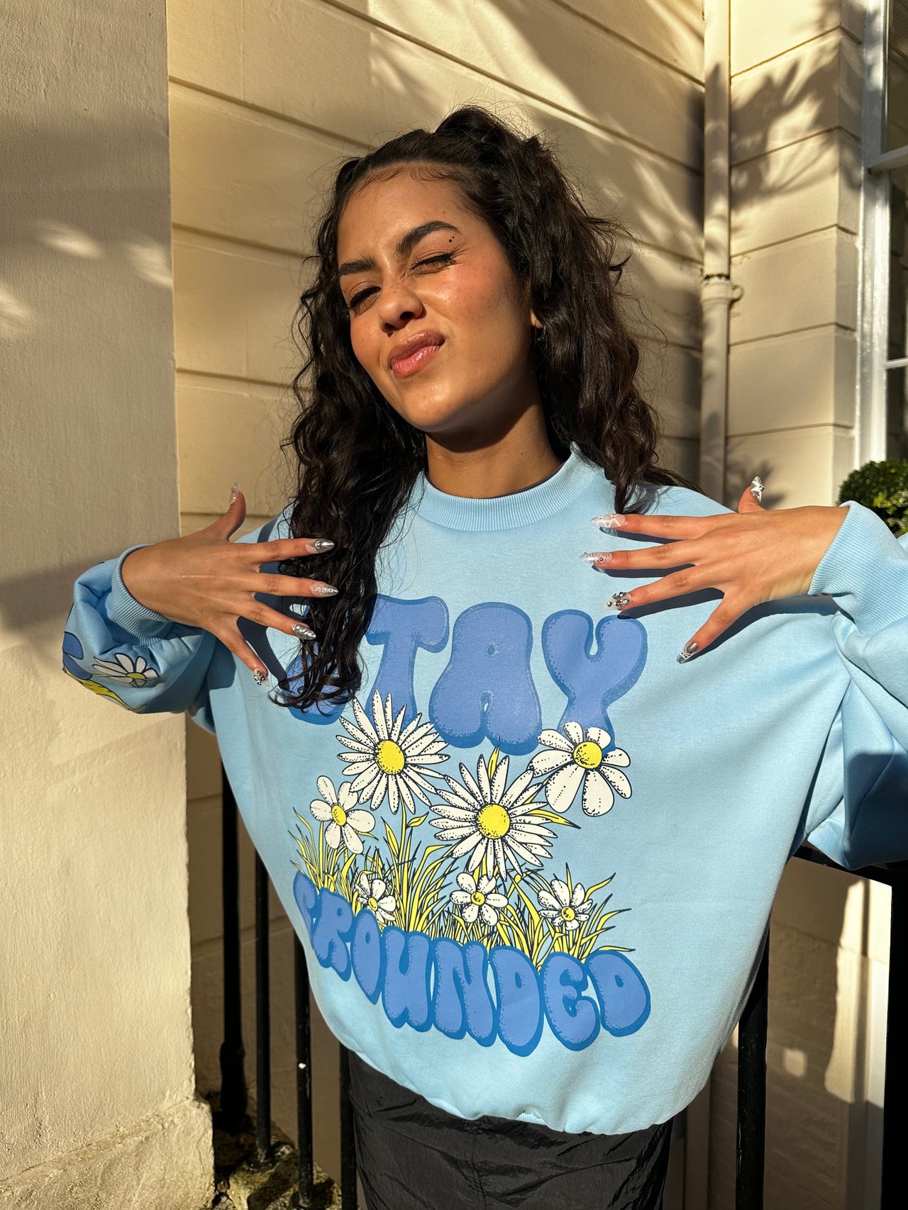 Stay Grounded Oversized Sweatshirt Hoodies & Sweatshirts Skinnydip London