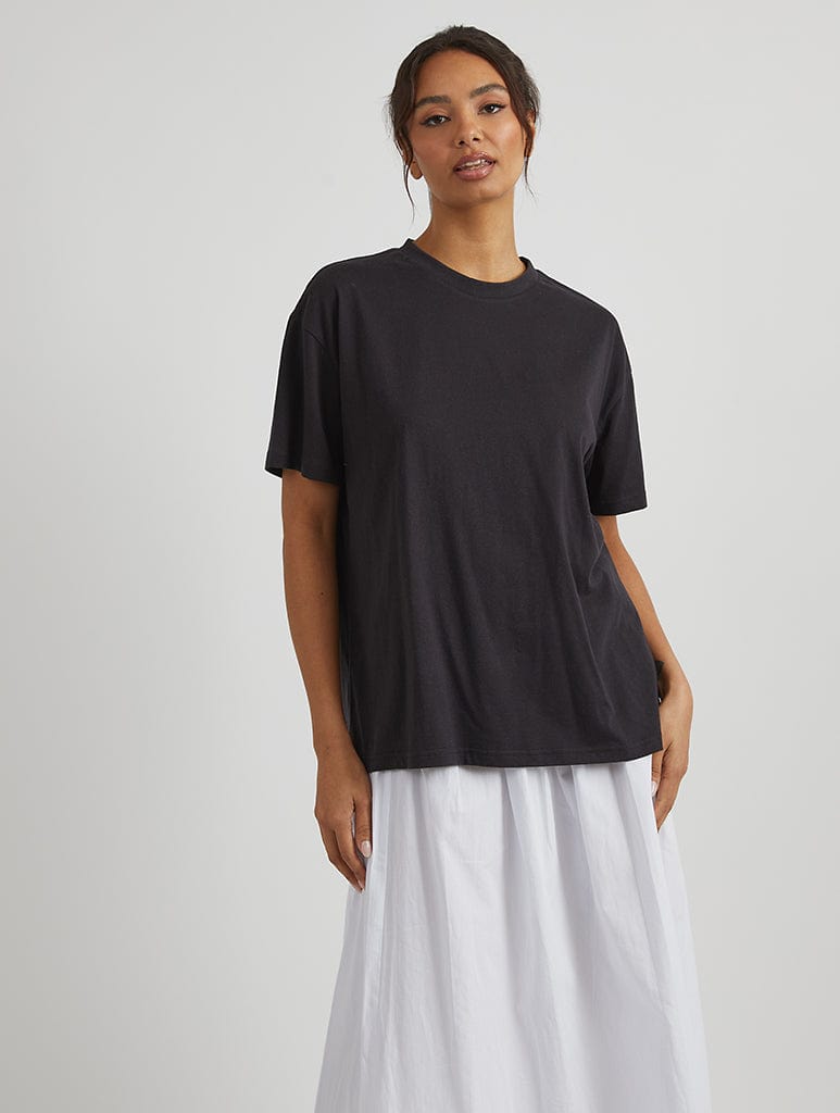 Sushi & Sake T-Shirt in Black Tops & T-Shirts Skinnydip London