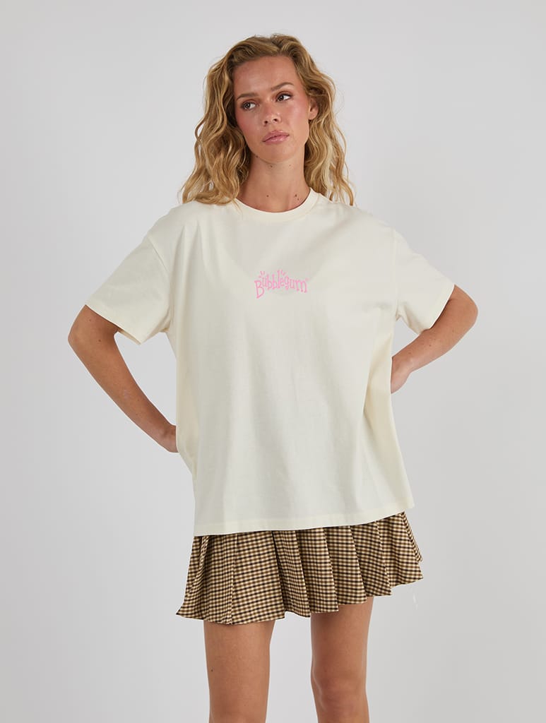 Bubblegum x Skinnydip Friday Feelin’ T-Shirt In White Tops & T-Shirts Skinnydip London
