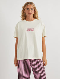 Christmas Espresso Martini T-Shirt in White Tops & T-Shirts Skinnydip London