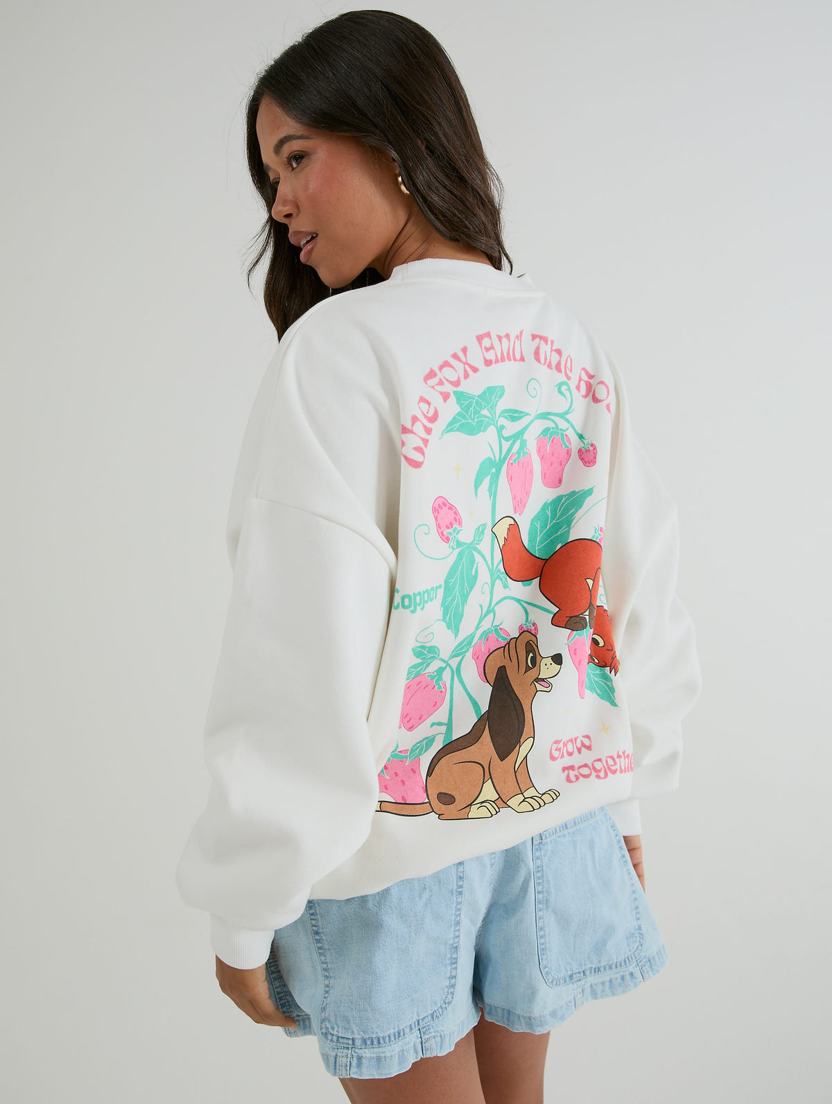 Disney Fox And The Hound Sweatshirt in Ecru Hoodies & Sweatshirts Skinnydip London