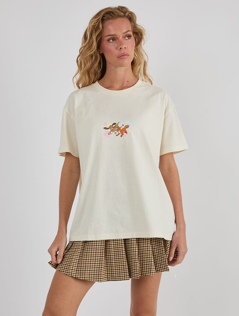 Disney The Fox And The Hound Floral Poster T-Shirt In White Tops & T-Shirts Skinnydip London