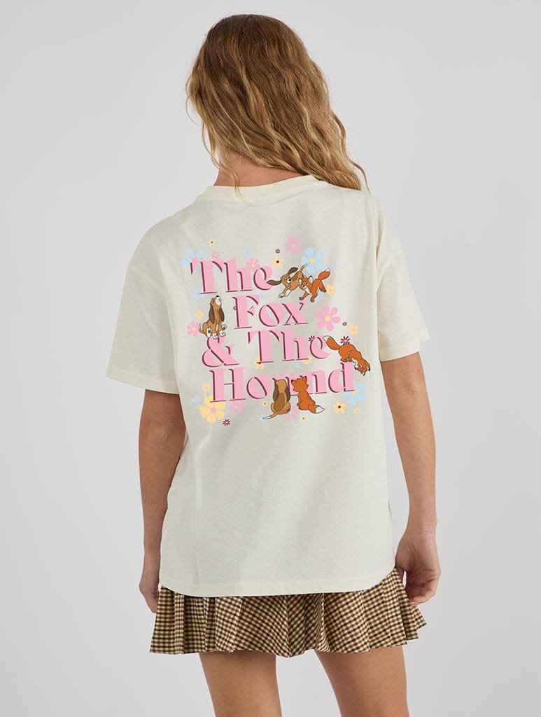 Disney The Fox And The Hound Floral Poster T-Shirt In White Tops & T-Shirts Skinnydip London