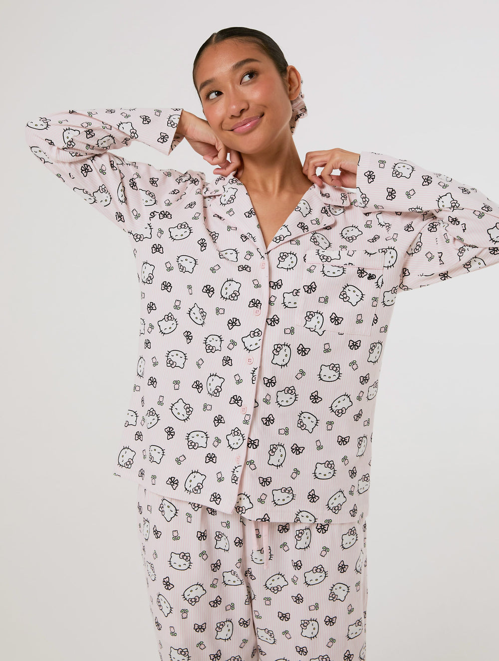 Hello Kitty x Skinnydip Pyjama Set with Scrunchie Lingerie & Nightwear Skinnydip London