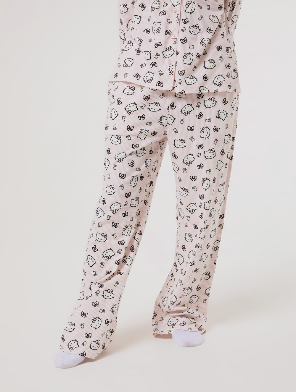 Hello Kitty x Skinnydip Pyjama Set with Scrunchie Lingerie & Nightwear Skinnydip London
