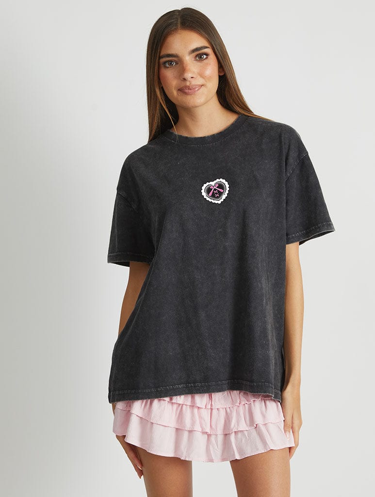 Kuromi Skull T-Shirt in Acid Wash Tops & T-Shirts Skinnydip London