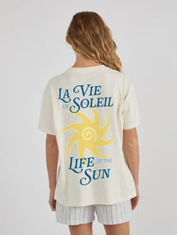 La Vie En Soleil T-Shirt In White Tops & T-Shirts Skinnydip London