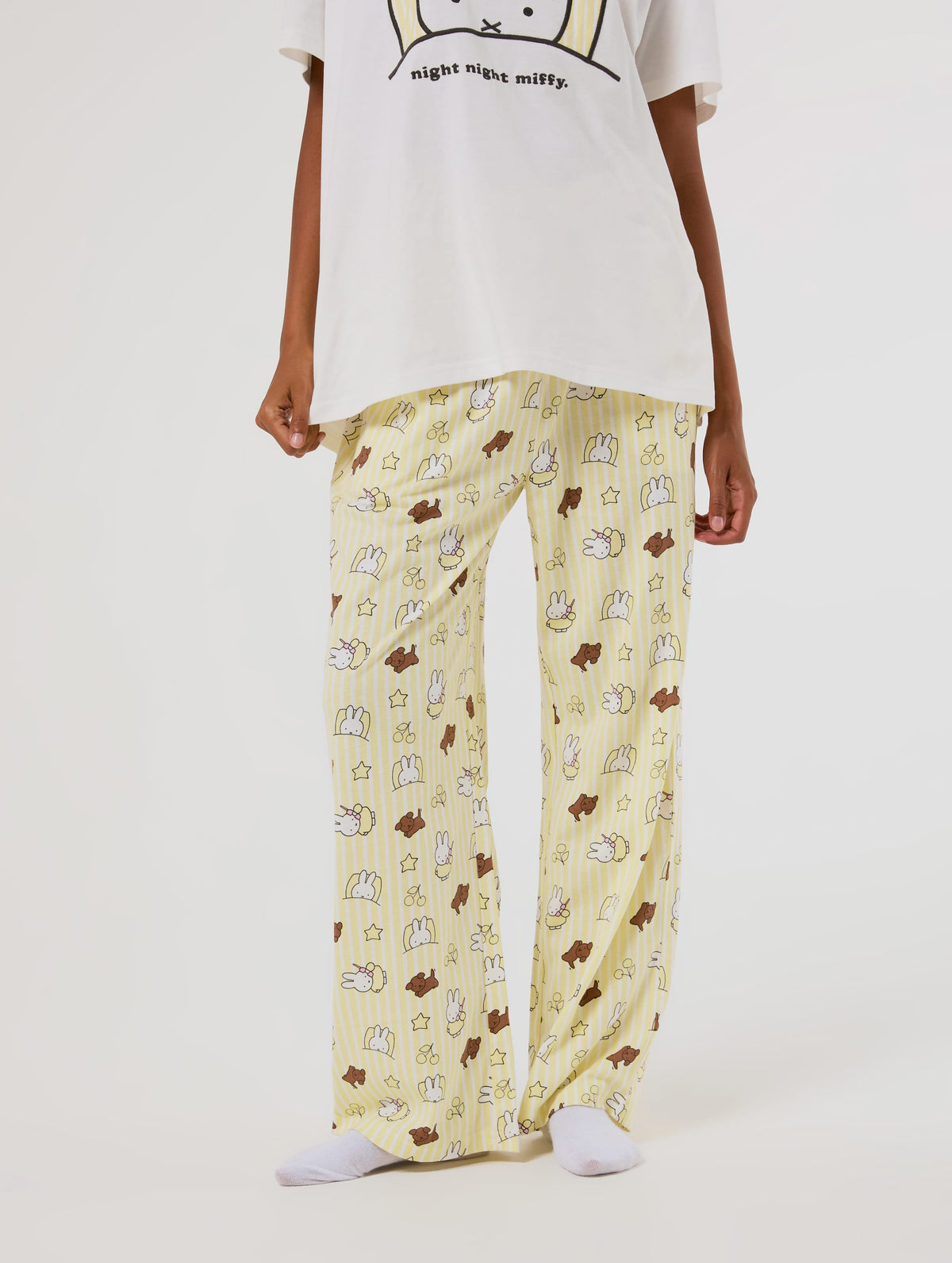 Miffy x Skinnydip Night T-Shirt and Trouser Pyjama Set with Eye Mask Lingerie & Nightwear Skinnydip London