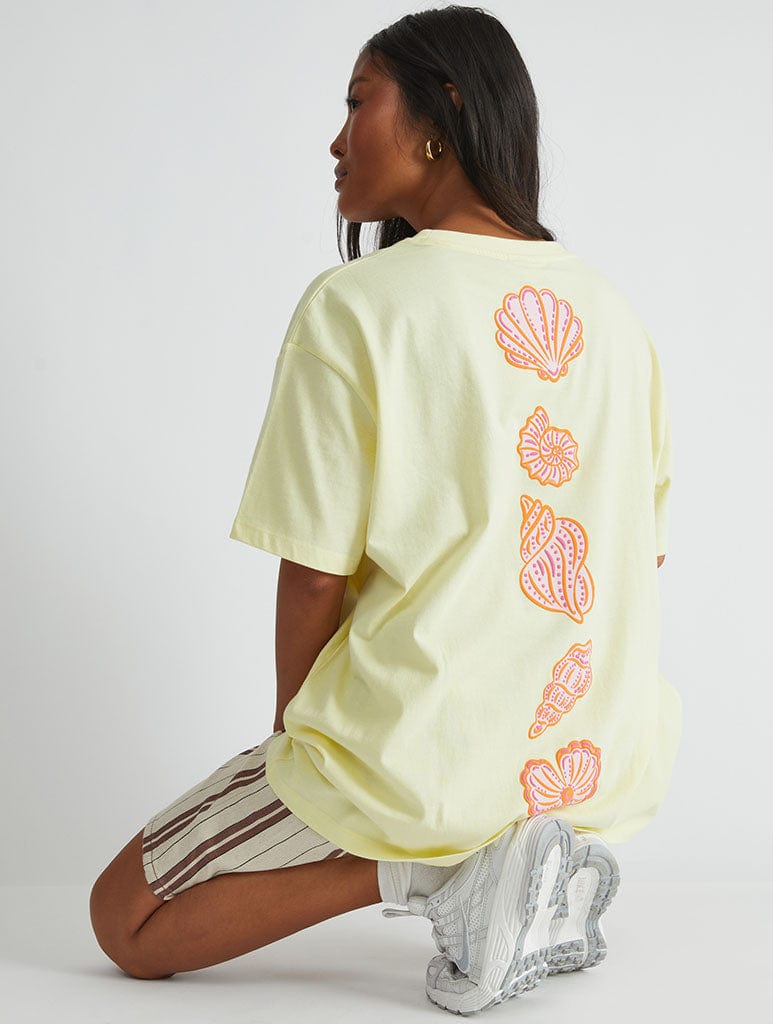 Oyster Bay T-Shirt in Yellow Tops & T-Shirts Skinnydip London