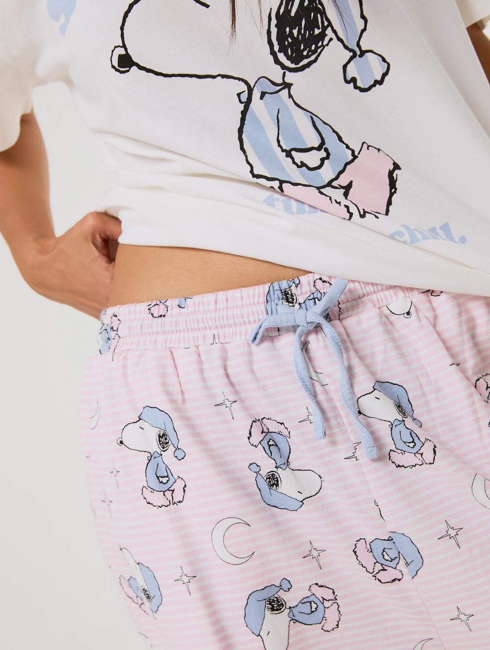 Peanuts x Skinnydip Snoopy Chill T-Shirt and Trouser Set with Eye Mask Lingerie & Nightwear Skinnydip London