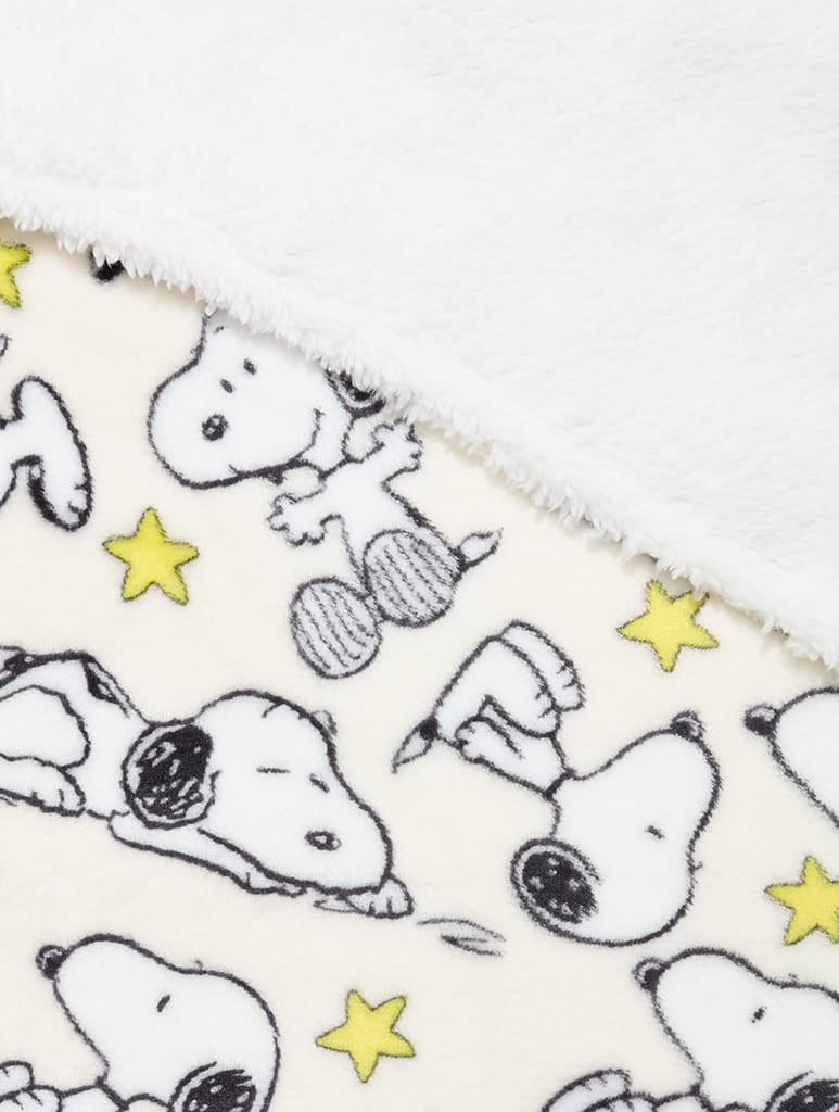 Peanuts x Skinnydip Snoopy Star Blanket Home Accessories Skinnydip London