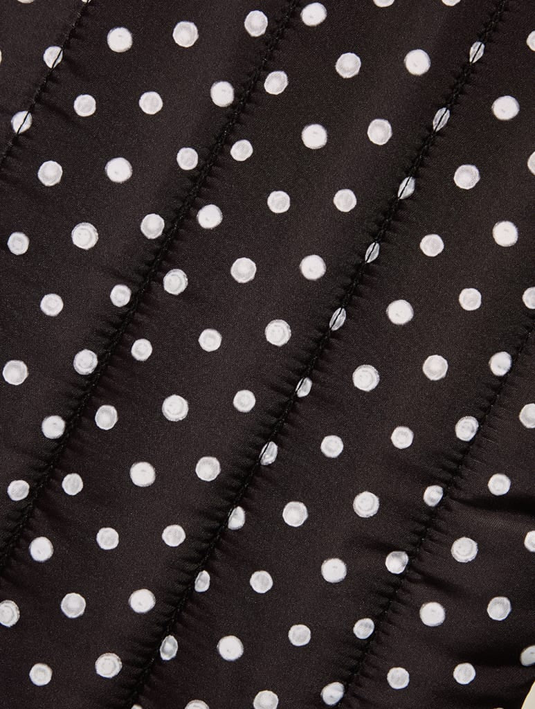 Polka Dot Quilted Laptop Sleeve in Black and White Laptop Cases Skinnydip London