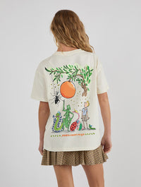 Roald Dahl x Skinnydip James And The Giant Peach Poster T-Shirt In White Tops & T-Shirts Skinnydip London