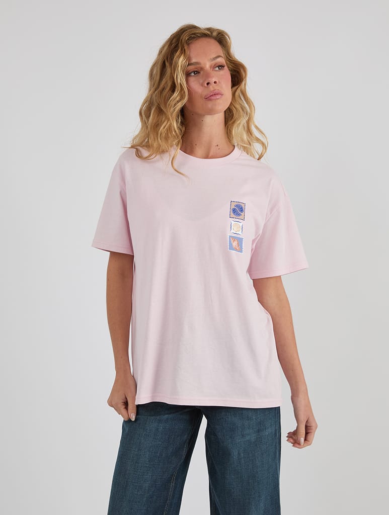 Seashell Stamp T-Shirt In Pink Tops & T-Shirts Skinnydip London